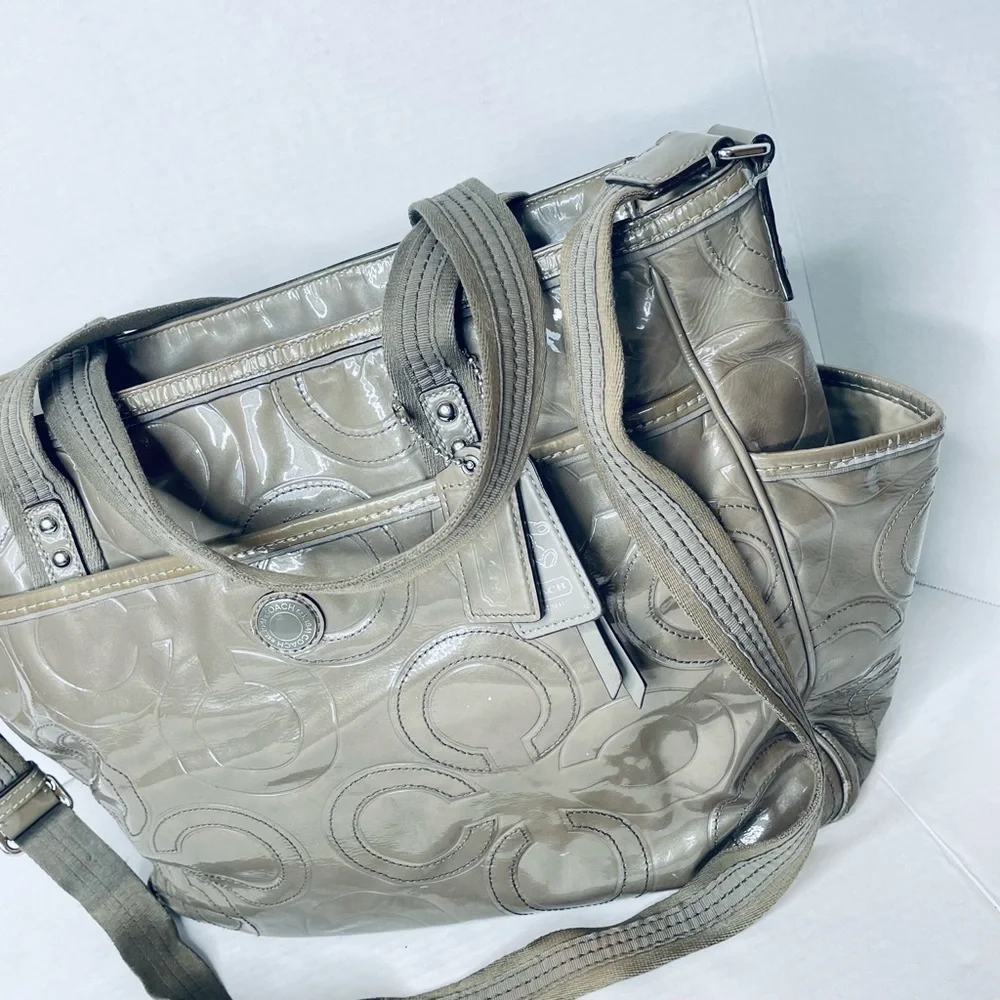 COACH 16977 Rare Gray Signature Patent Leather Tote Travel Diaper Bag